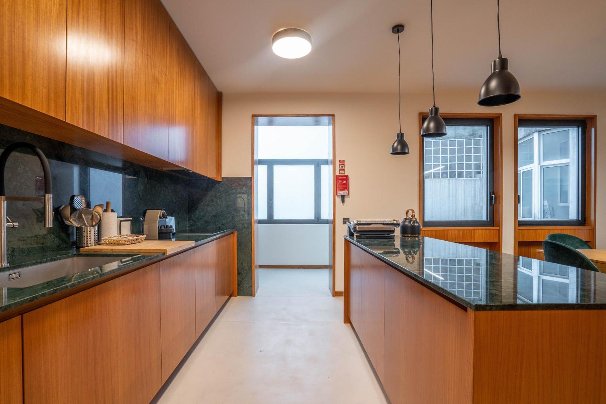 Sublime Downtown Retreat By Elsa Leilighet Porto Eksteriør bilde